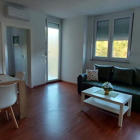 Apartmani Miki Ohrid Ngoại thất bức ảnh